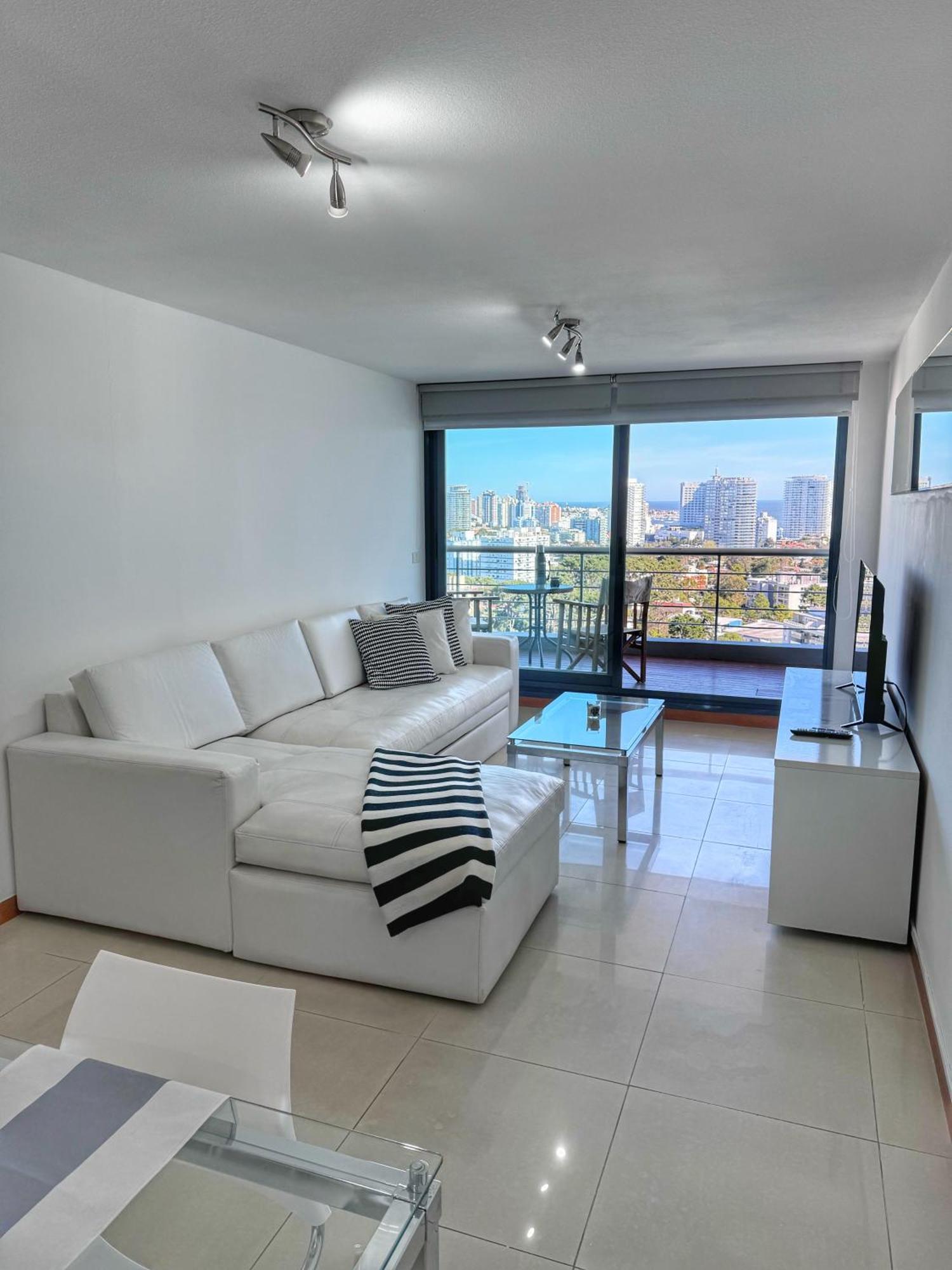 Apartamentos Torre Tressesenta Punta del Este Exteriör bild