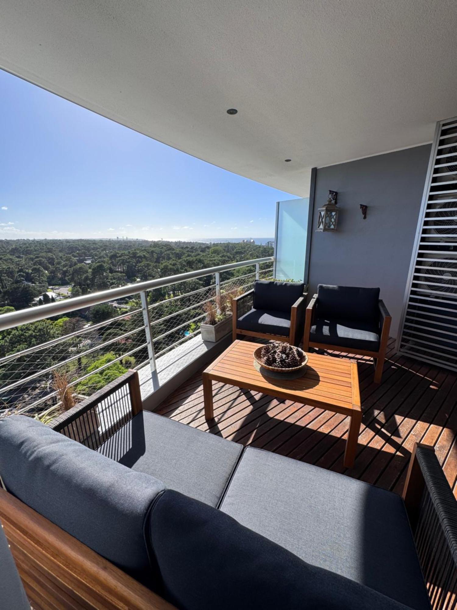 Apartamentos Torre Tressesenta Punta del Este Exteriör bild