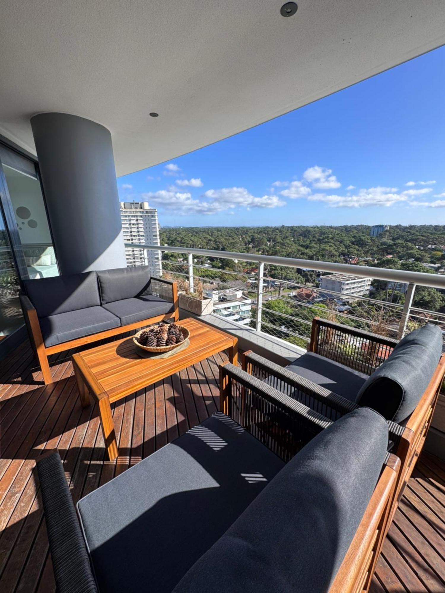 Apartamentos Torre Tressesenta Punta del Este Exteriör bild