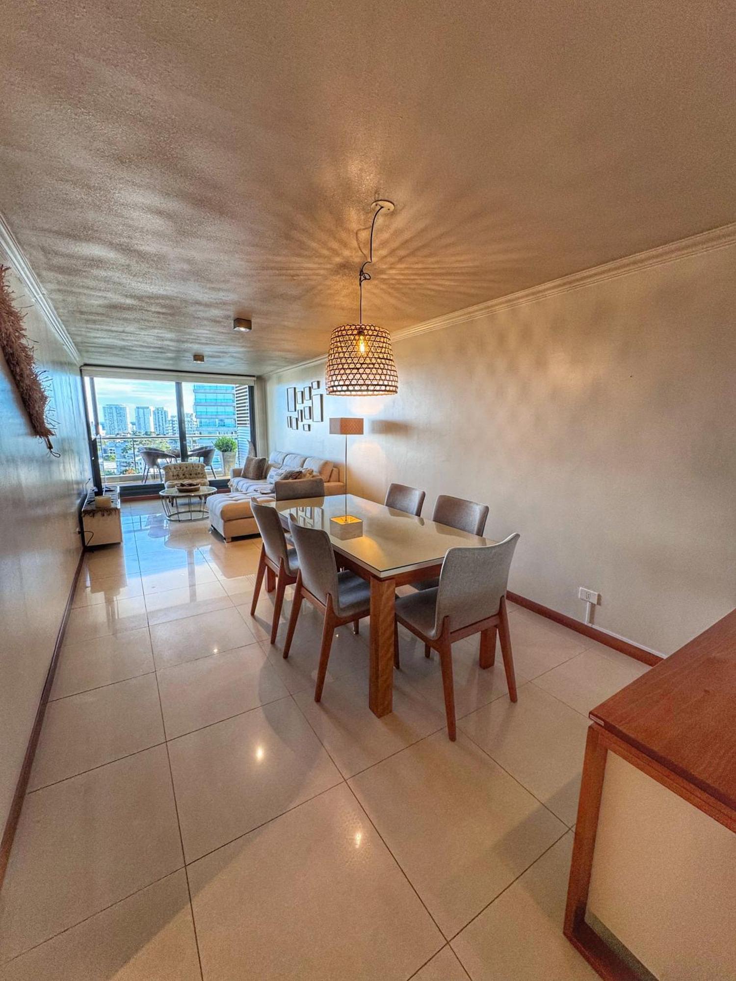 Apartamentos Torre Tressesenta Punta del Este Rum bild