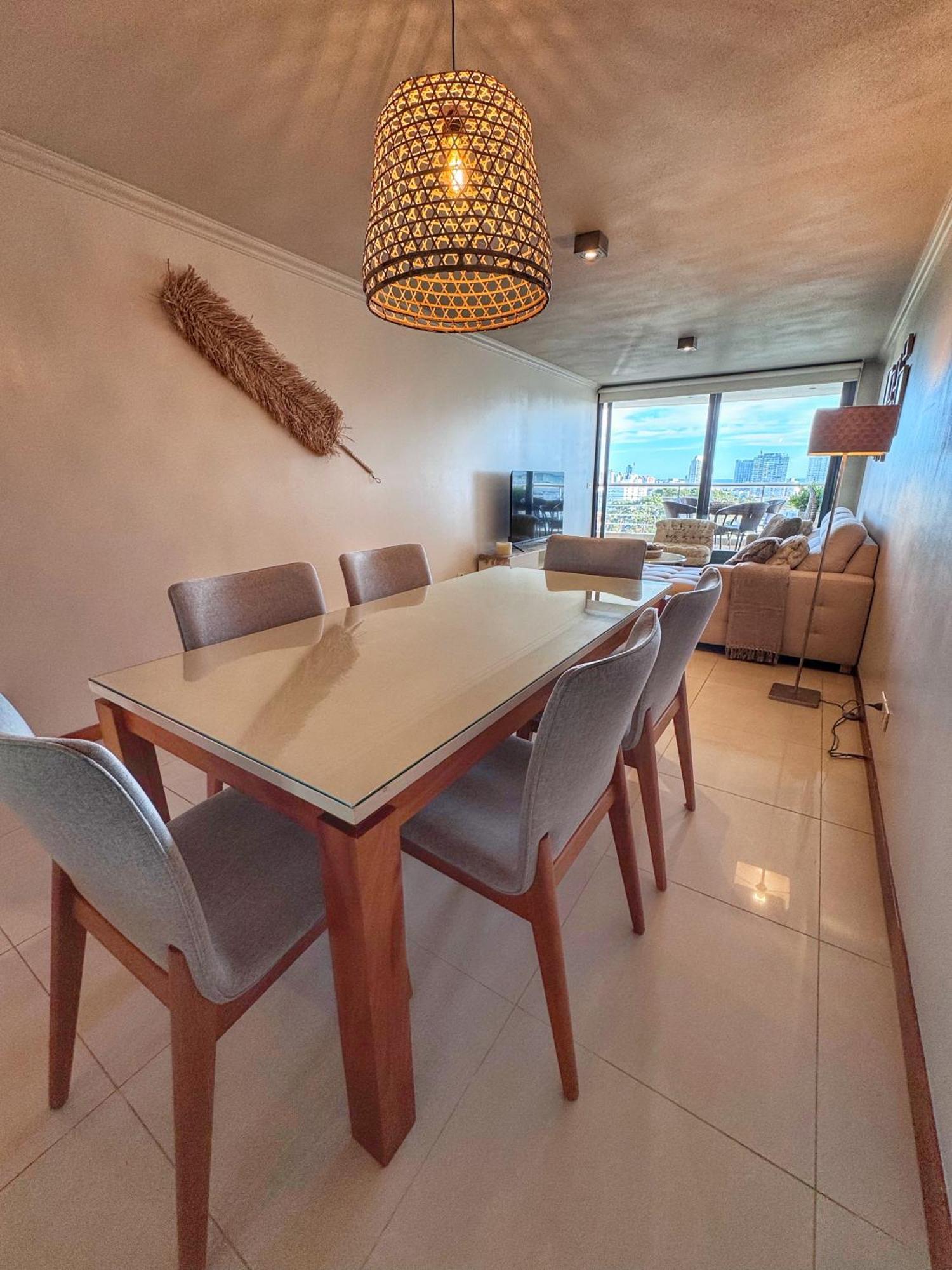 Apartamentos Torre Tressesenta Punta del Este Rum bild