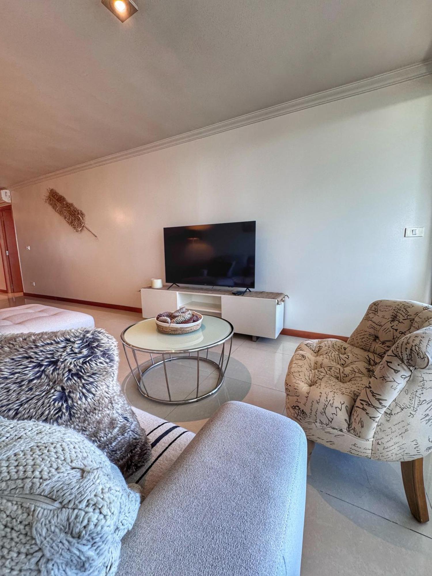 Apartamentos Torre Tressesenta Punta del Este Rum bild
