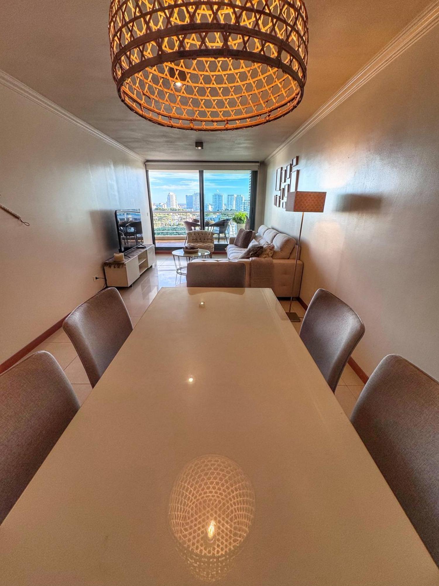 Apartamentos Torre Tressesenta Punta del Este Rum bild