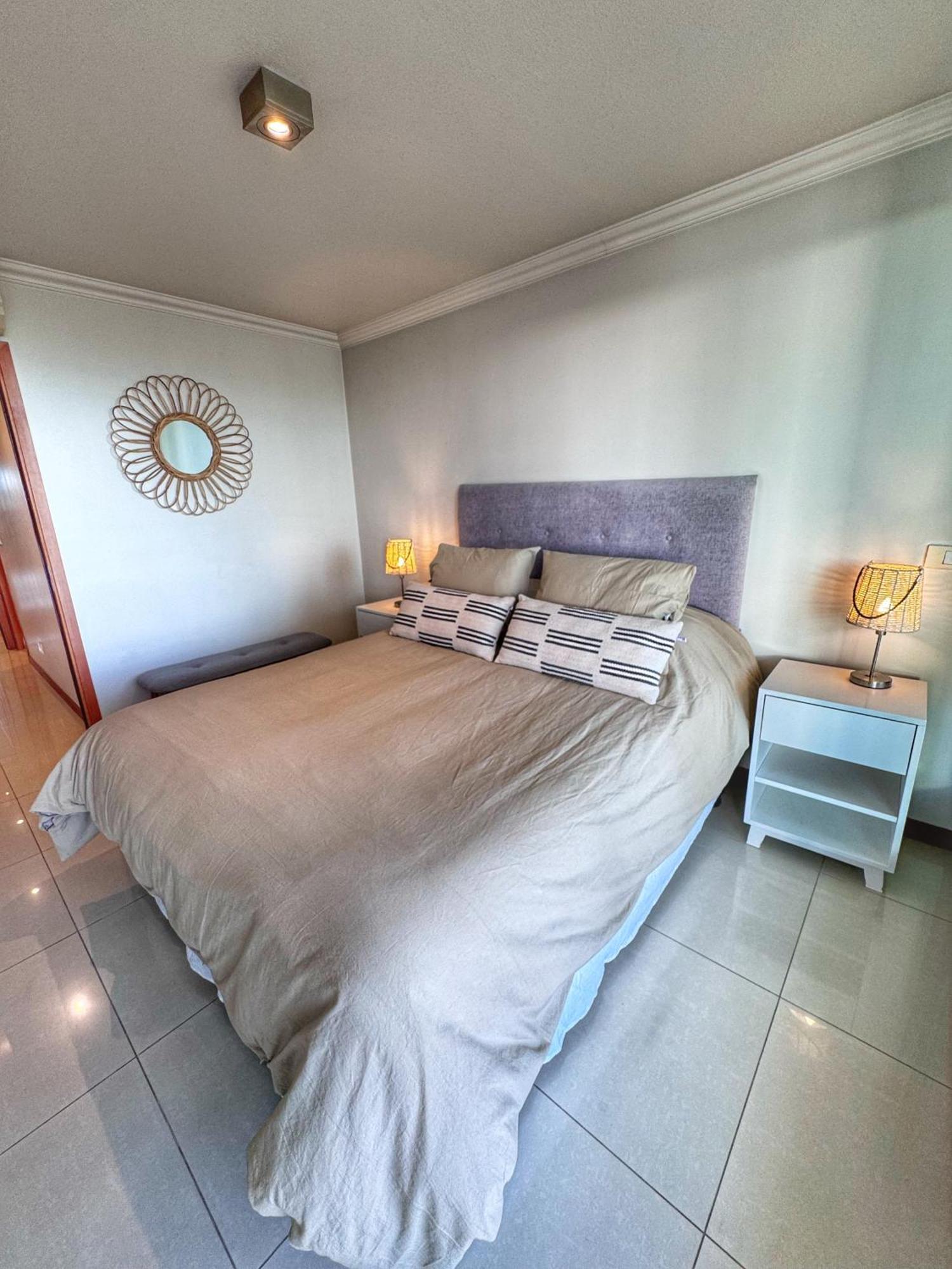 Apartamentos Torre Tressesenta Punta del Este Rum bild