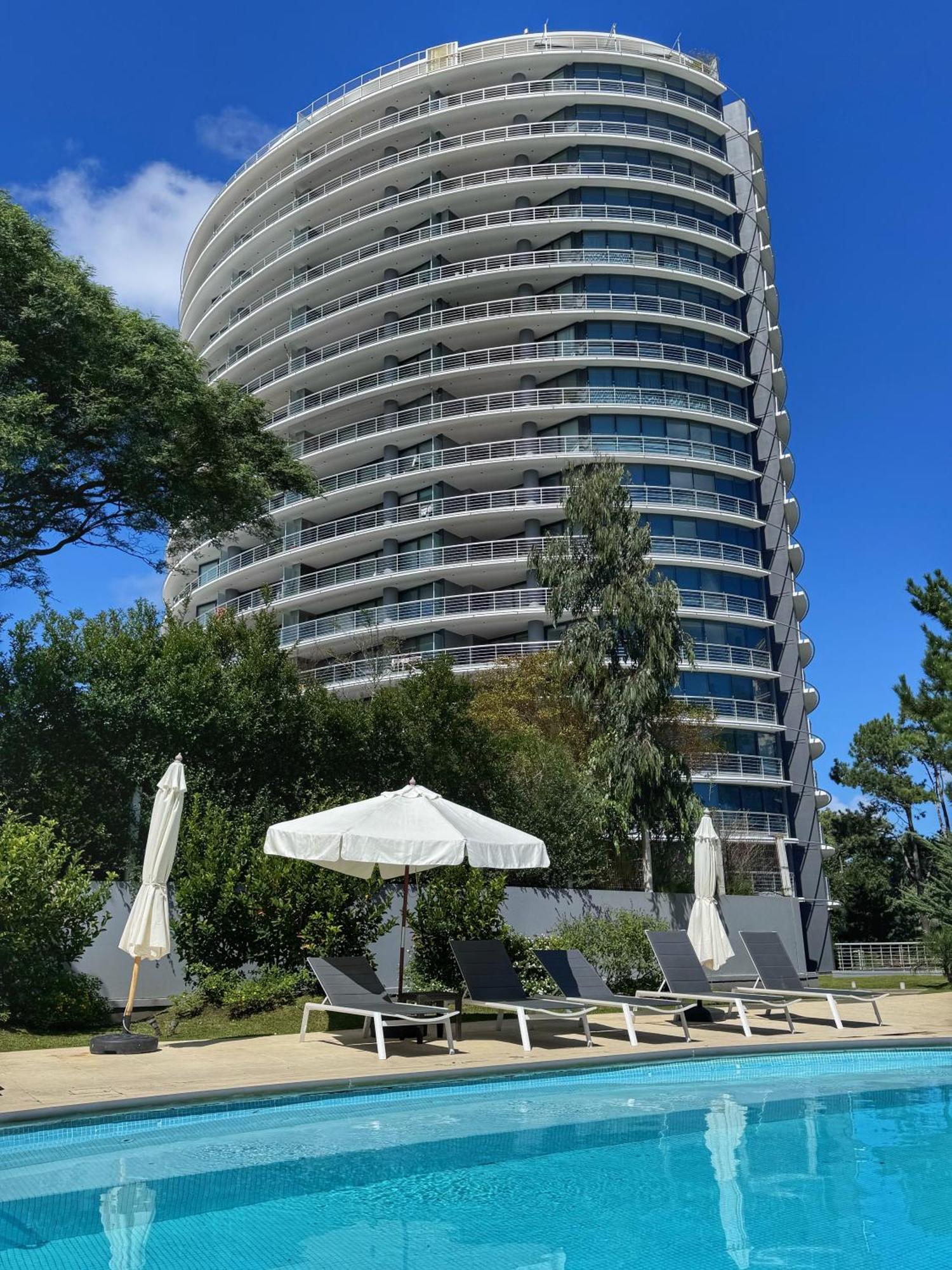 Apartamentos Torre Tressesenta Punta del Este Exteriör bild